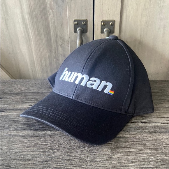 Queer Eye “Human” Black Hat-OS - Picture 1 of 7